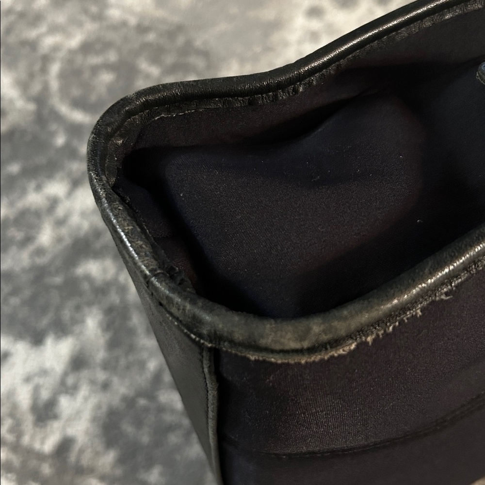 Vintage Coach Neoprene and Leather Shoulder Bag - Picture 7 of 10